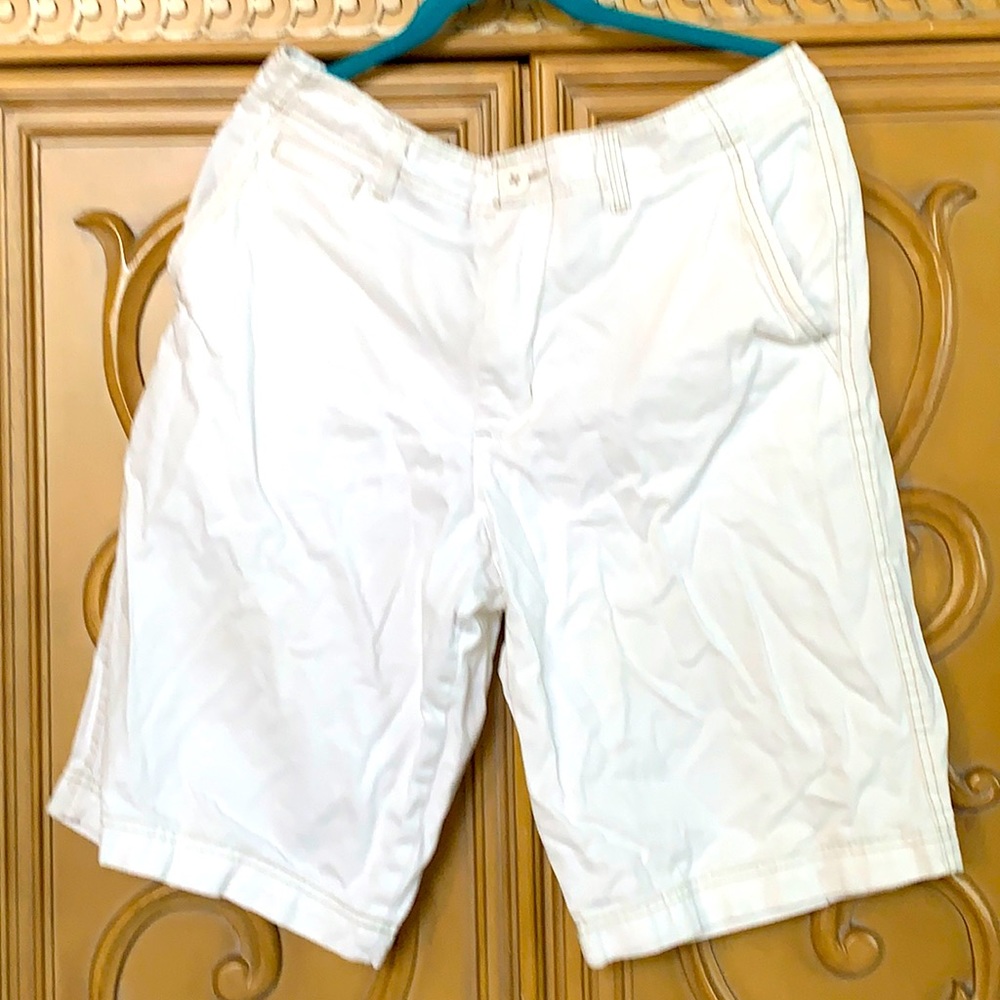 OP Ocean Pacific Mens Casual Chino Shorts white Size 38 guc 100% cotton pockets